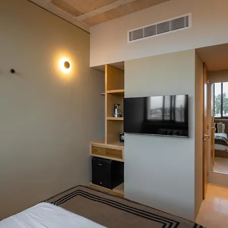 Hola Donceles Suites-3